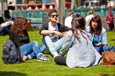 lila-liverpool-students.jpg