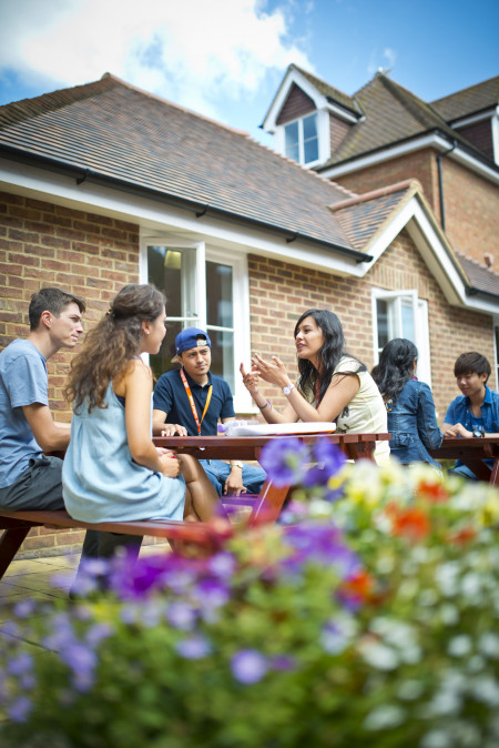 stafford-house-canterbury-courtyard-2.jpg