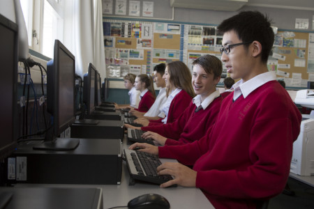 class-in-technology-room.jpg