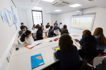 cats-college-cambridge-classroom-1.jpg