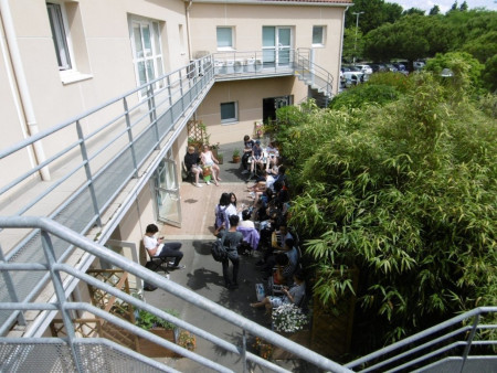 outside-inlingua-1030x773.jpg