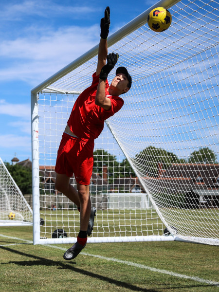 liverpool-fc-football-goalkeeper-camp-4.jpg